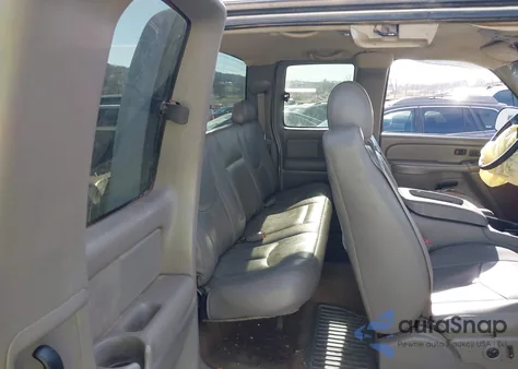 2004 Chevrolet Silverado 1500 Z71 из США, поврежденный, VIN 2GCEK19TX41162585